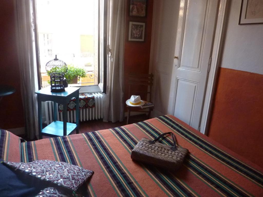 Hotel Central Annecy Habitación foto